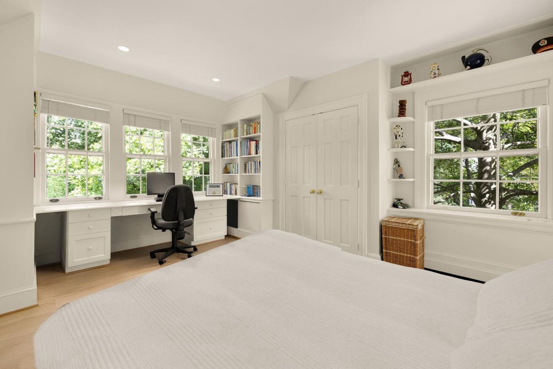  2927 44th Street NW, Washington, DC, 20016 - 物件實景