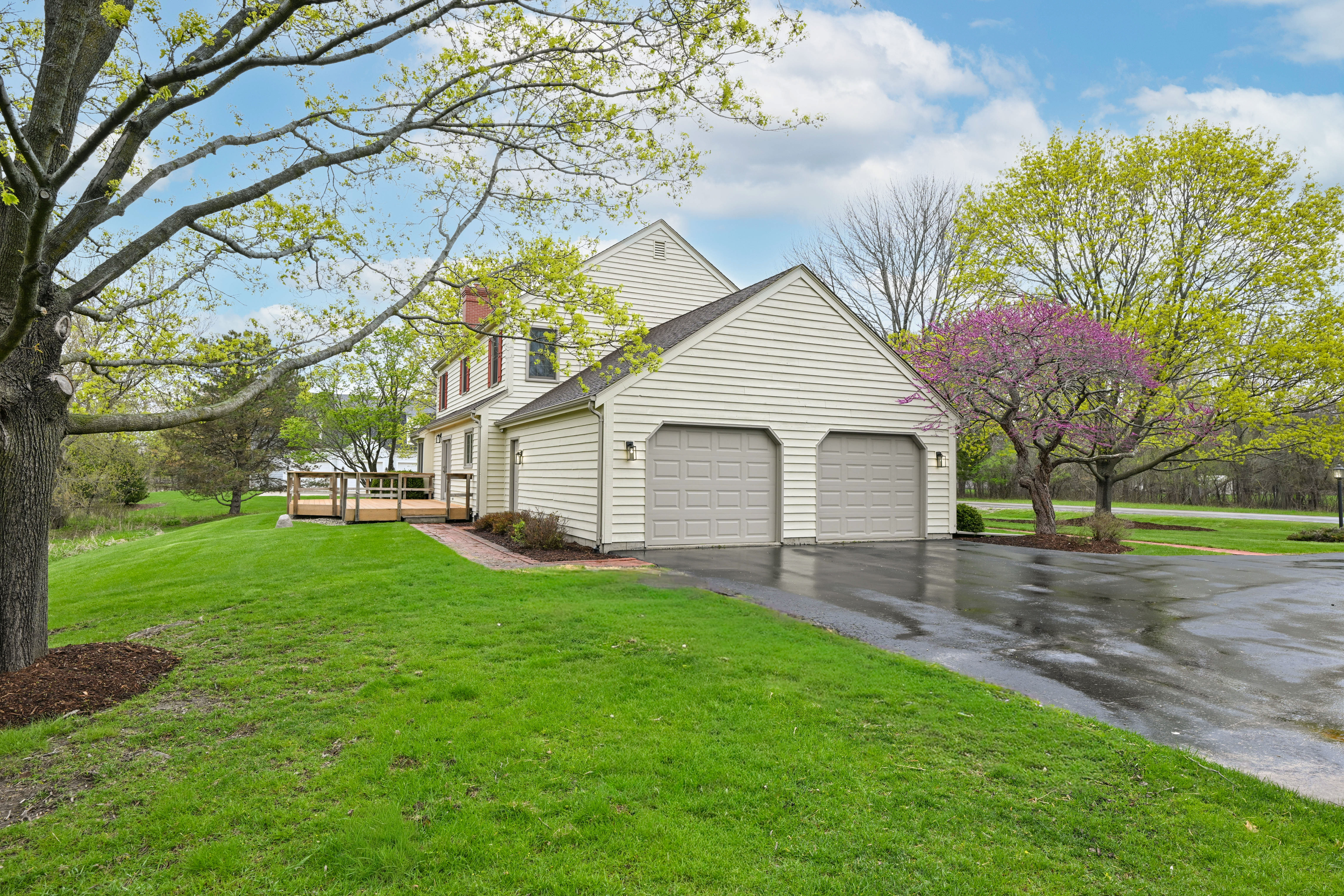  11415 Lake Shore Drive, Mequon, WI 53092 - 物件實景