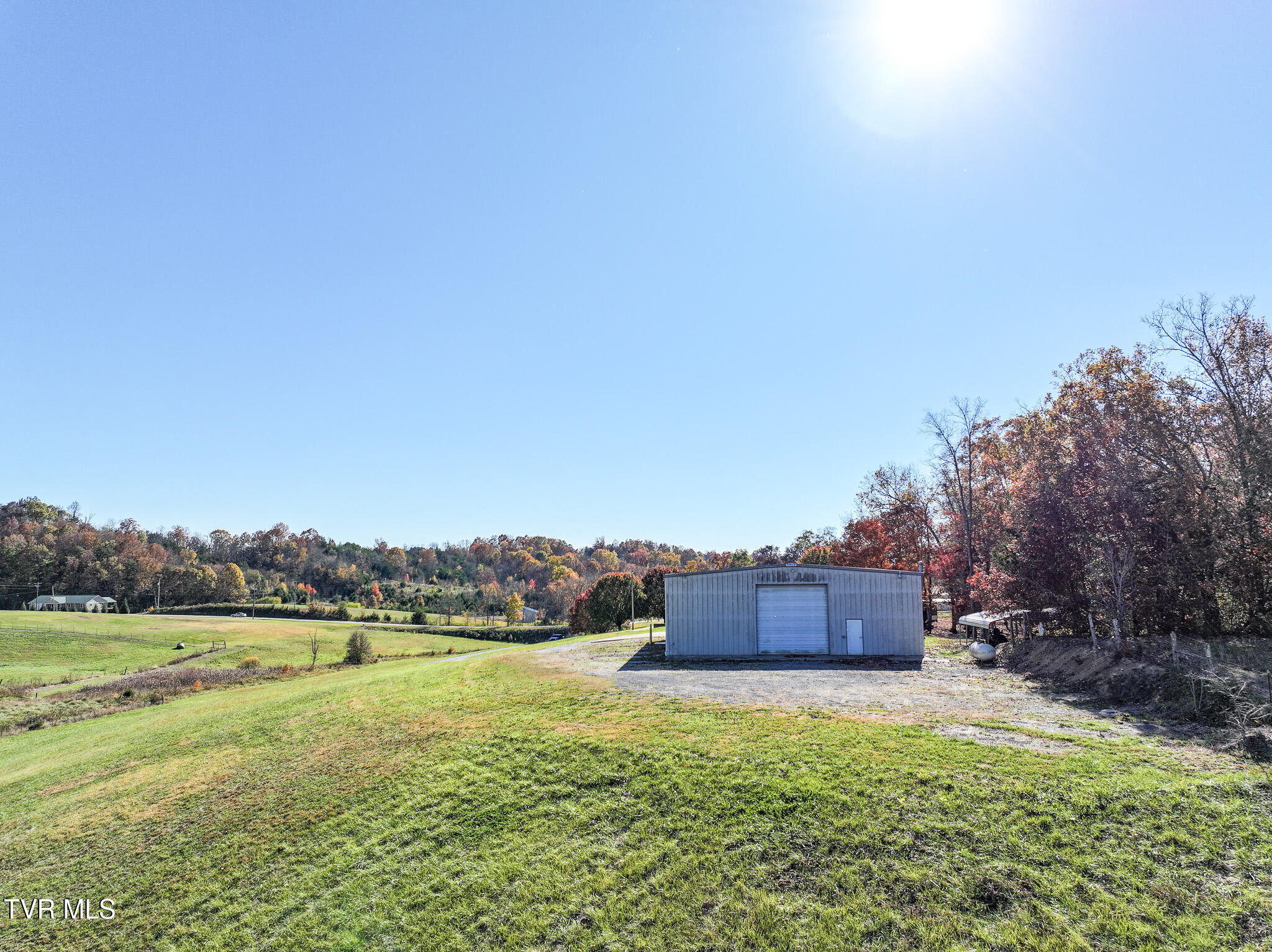 Greeneville, Tennessee, 37743, United States, 3 Bedrooms Bedrooms, ,2 BathroomsBathrooms,Residential,For Sale,1990242