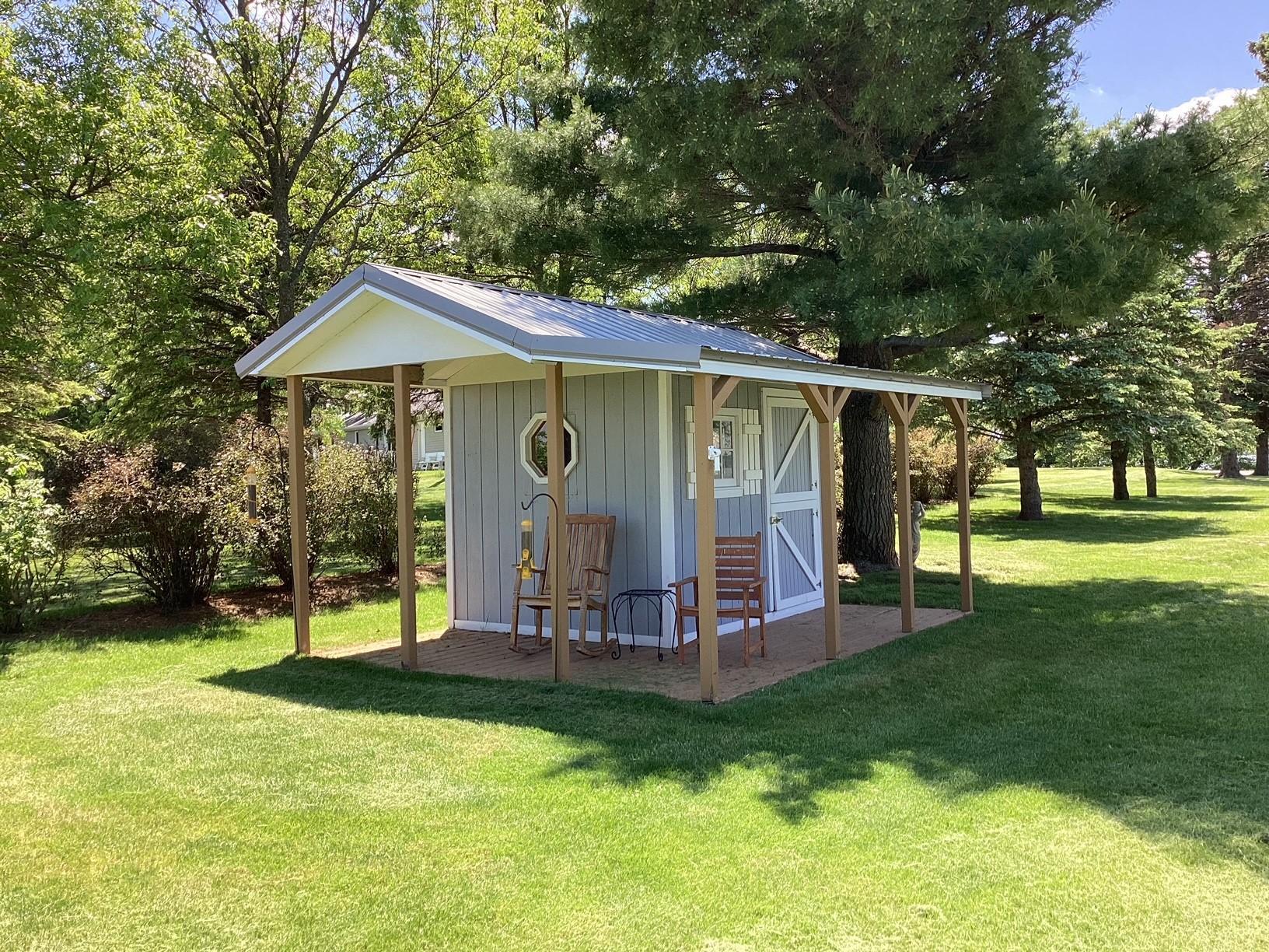 Alden, Minnesota, 56009, United States, 4 Bedrooms Bedrooms, ,1 BathroomBathrooms,Residential,For Sale,1920327