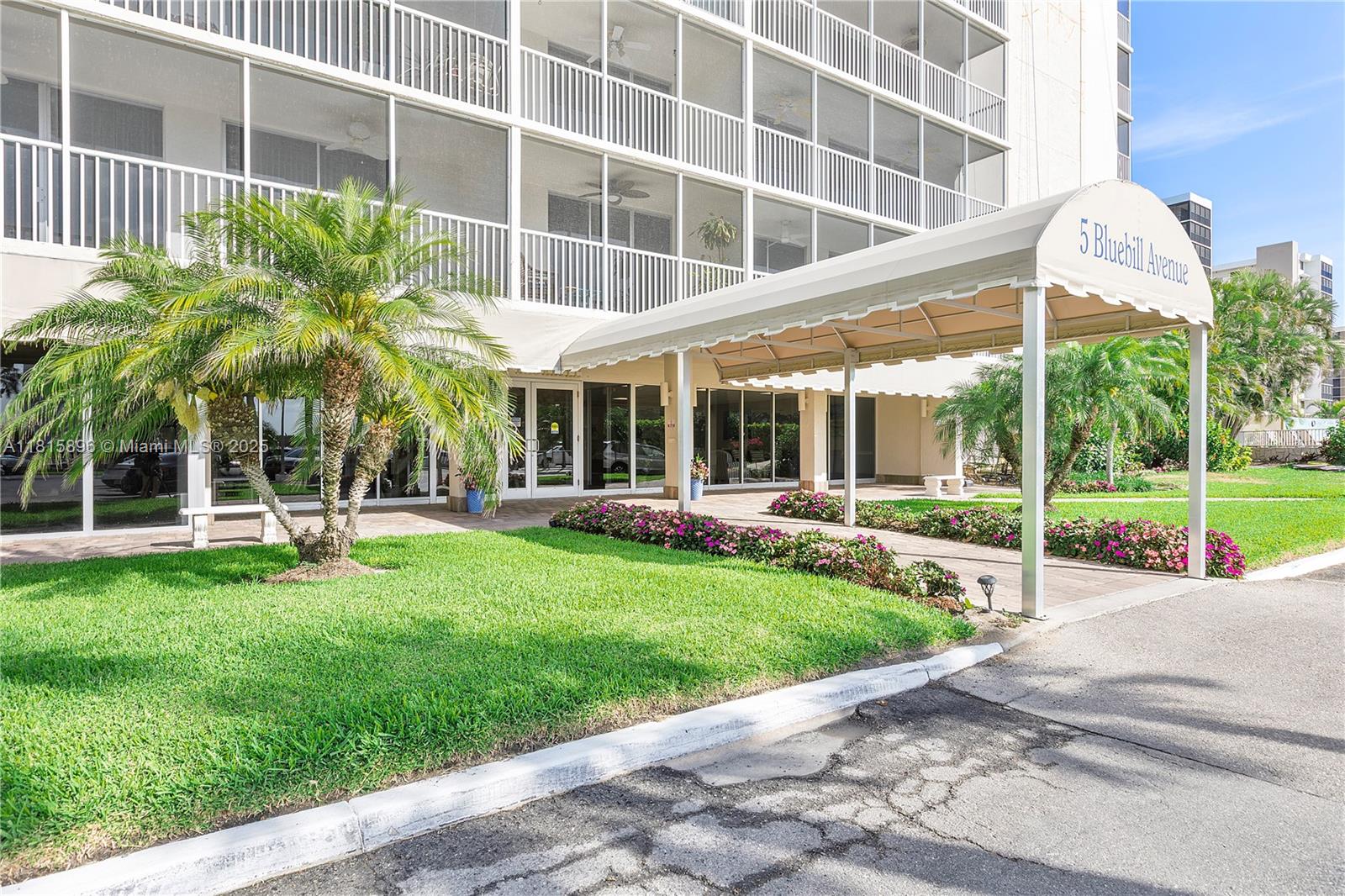 Naples, Florida, 34108, United States, 1 Bedroom Bedrooms, ,1 BathroomBathrooms,Residential,For Sale,1848890