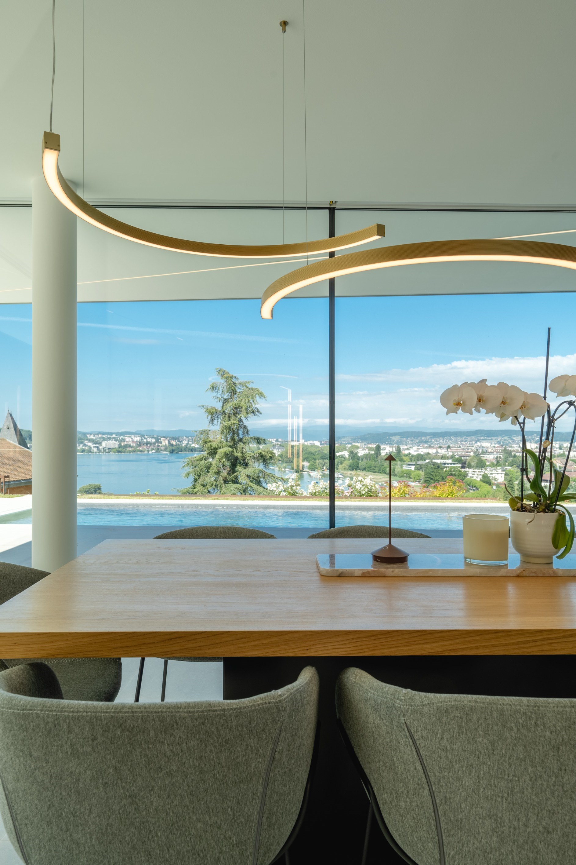  Exceptional villa with lake and mountain views - 物件實景
