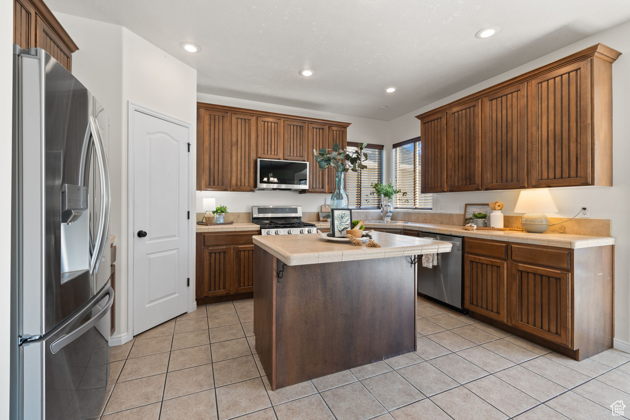 West Jordan, Utah, 84084, United States, 4 Bedrooms Bedrooms, ,3 BathroomsBathrooms,Residential,For Sale,1867498