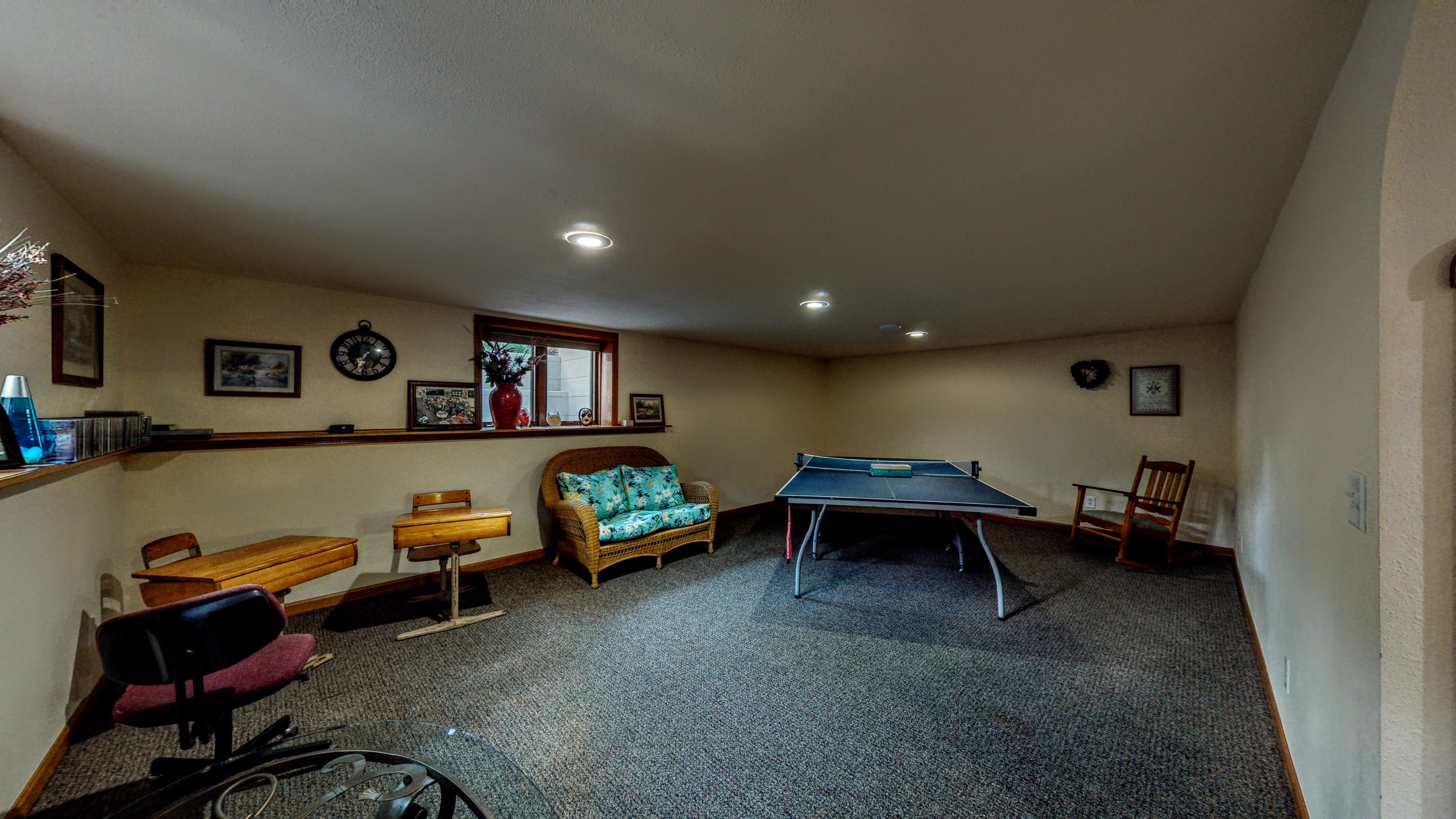 Jefferson, Wisconsin, 53549, United States, 4 Bedrooms Bedrooms, ,4 BathroomsBathrooms,Residential,For Sale,1984363