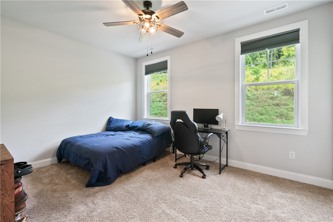North Strabane, Pennsylvania, 15330, United States, 4 Bedrooms Bedrooms, ,4 BathroomsBathrooms,Residential,For Sale,1940501