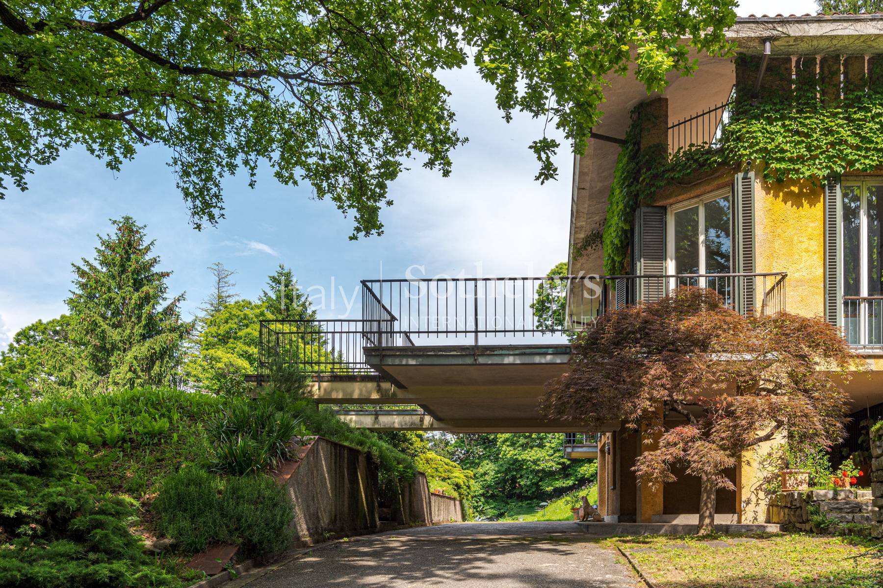  Inviting 1960s villa overlooking Lake Varese - 物件實景