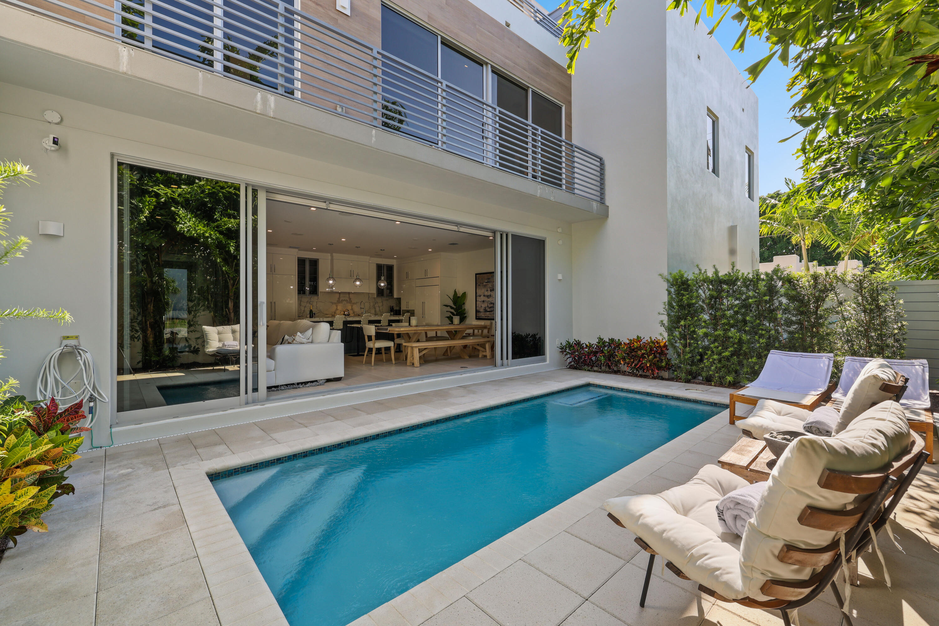 Delray Beach, Florida, 33483, United States, 3 Bedrooms Bedrooms, ,4 BathroomsBathrooms,Residential,For Sale,1940237