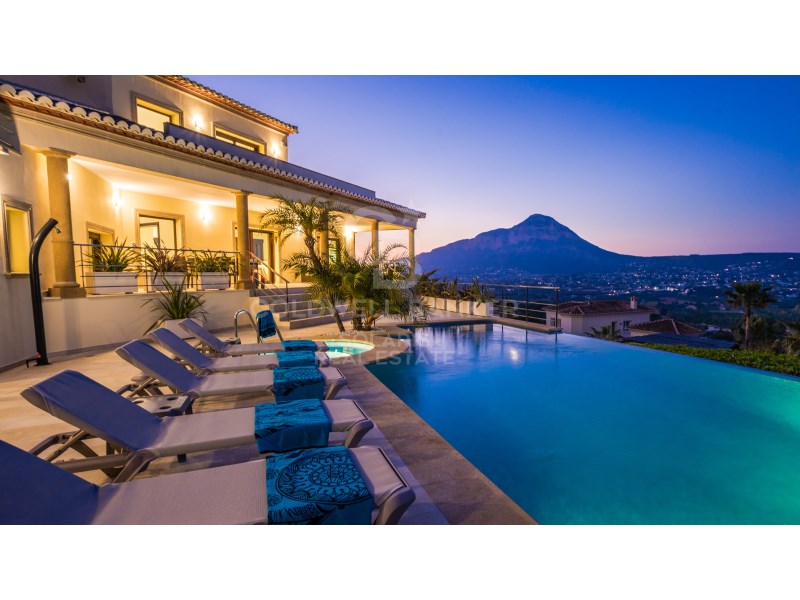 Alicante, J?vea / X?bia, Monta?ar-El Arenal Alican, Jávea / Xàbia, Comunidad Valenciana, ES, 4 Bedrooms Bedrooms, ,4 BathroomsBathrooms,Residential,For Sale,Alicante, J?vea / X?bia, Monta?ar-El Arenal Alican,1511138