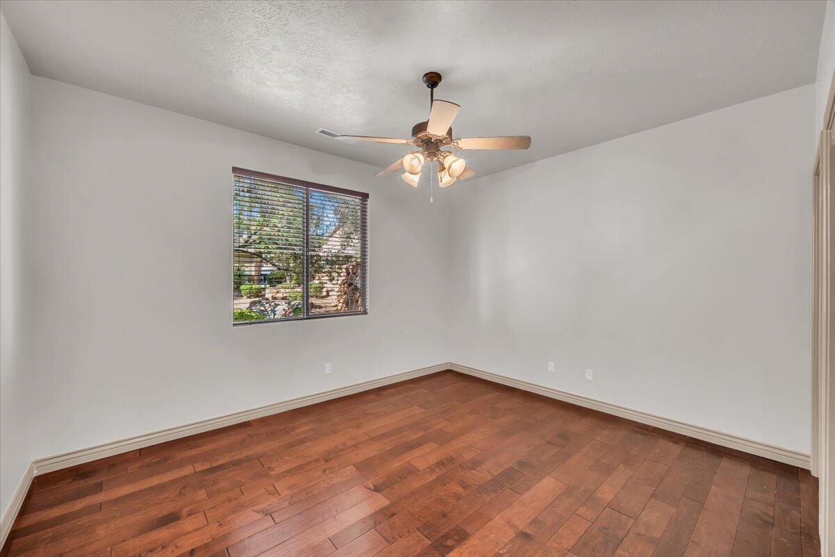 Washington, Utah, 84780, United States, 3 Bedrooms Bedrooms, ,2 BathroomsBathrooms,Residential,For Sale,1975260