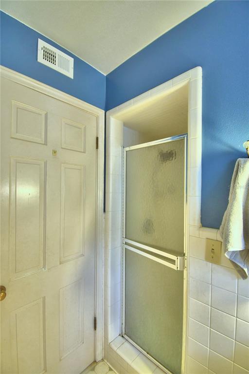 Bartow, Florida, 33830, United States, 5 Bedrooms Bedrooms, ,3 BathroomsBathrooms,Residential,For Sale,1839878