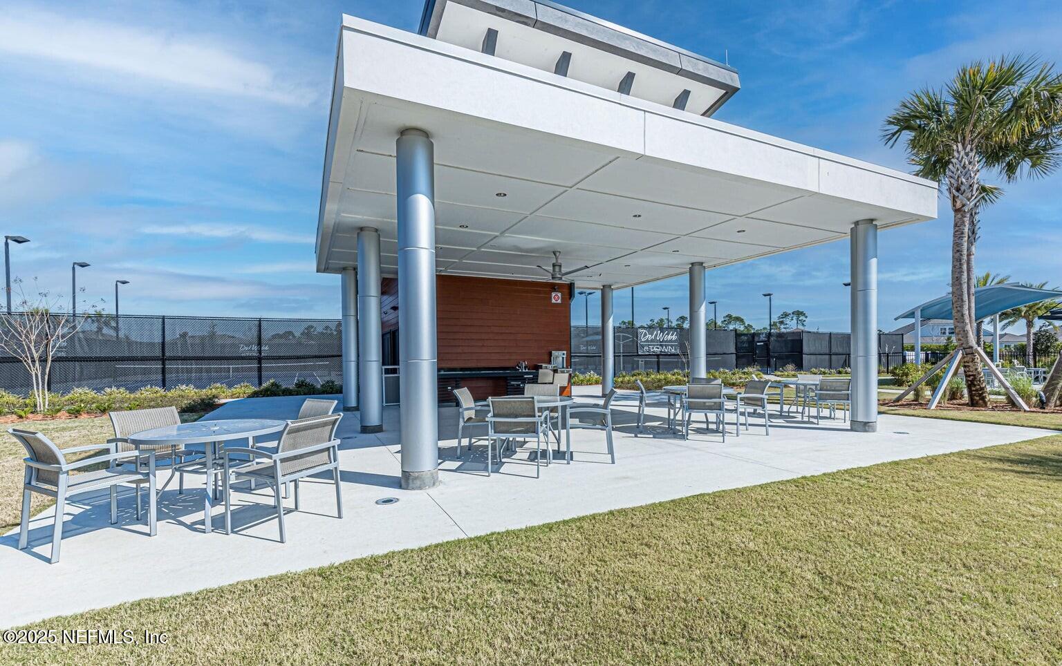 Jacksonville, Florida, 32256, United States, 3 Bedrooms Bedrooms, ,3 BathroomsBathrooms,Residential,For Sale,2003053