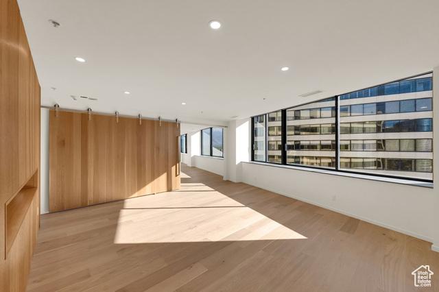 Salt Lake City, Utah, 84101, United States, 3 Bedrooms Bedrooms, ,3 BathroomsBathrooms,Residential,For Sale,1982809