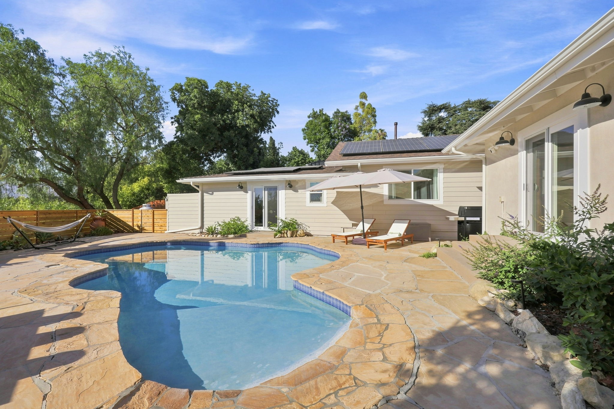  107 Alto Drive, Oak View, CA 93022 - 物件實景