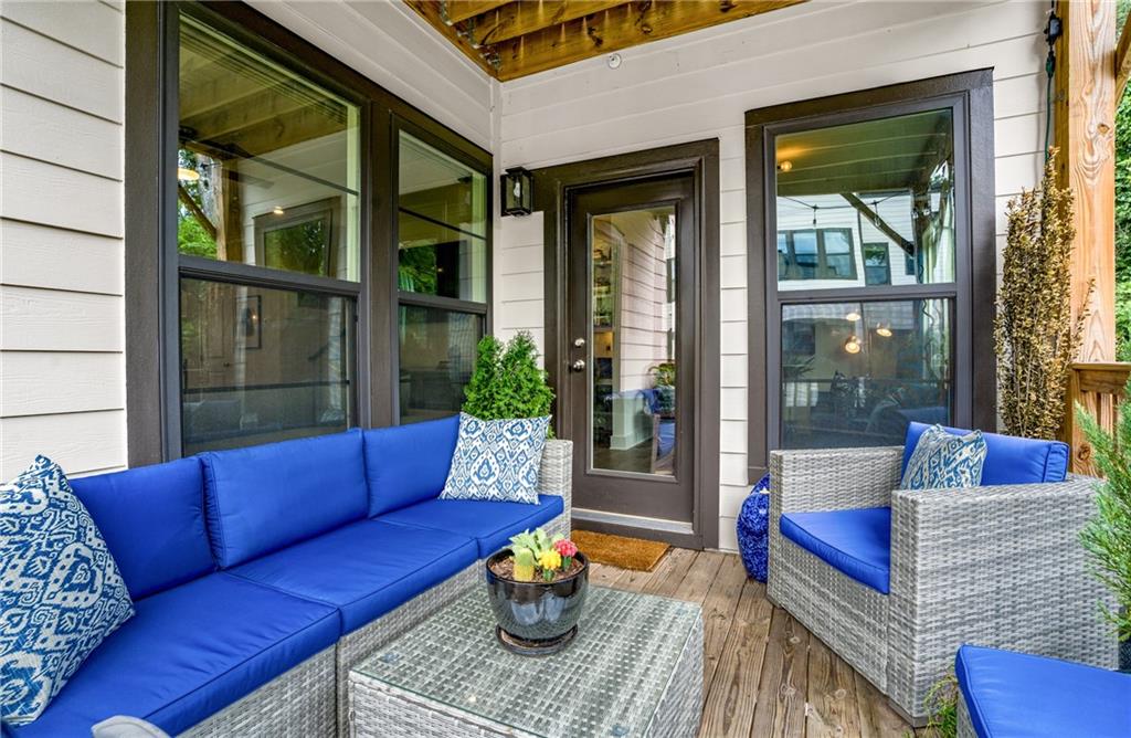 Atlanta, Georgia, 30318, United States, 3 Bedrooms Bedrooms, ,4 BathroomsBathrooms,Residential,For Sale,1911947