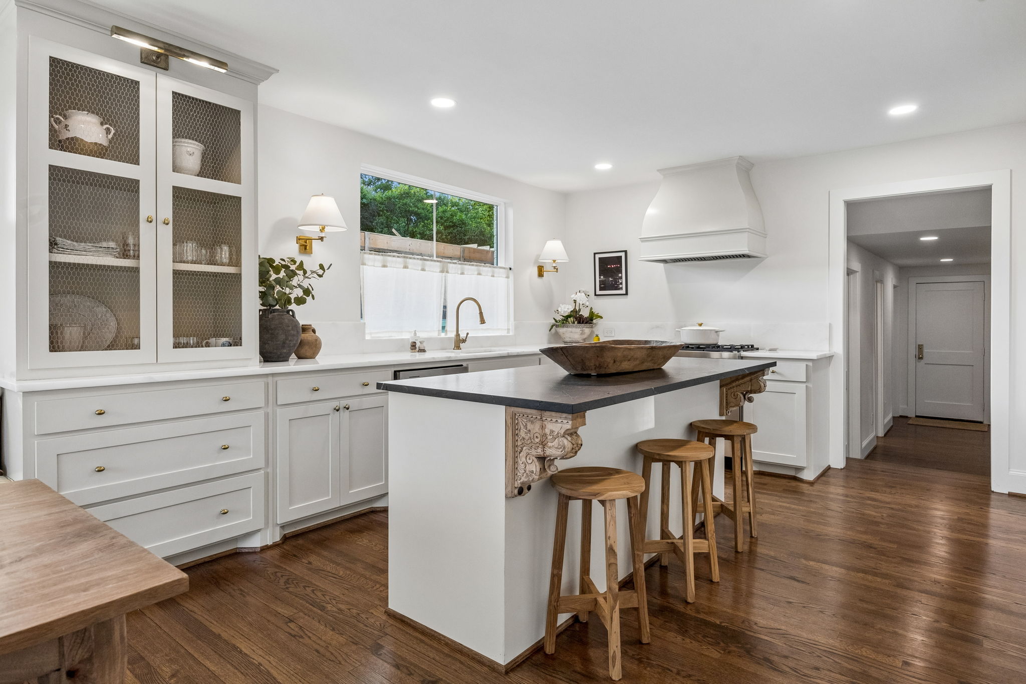  European Elegance Meets Timeless Lakewood Charm - 物件實景