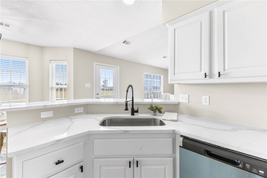 Bryan, Texas, 77808, United States, 4 Bedrooms Bedrooms, ,2 BathroomsBathrooms,Residential,For Sale,1913651