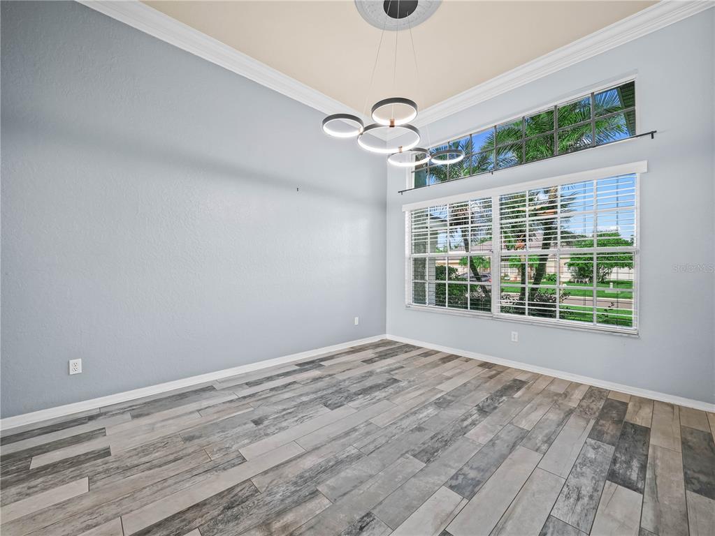 Plant City, Florida, 33566, United States, 5 Bedrooms Bedrooms, ,3 BathroomsBathrooms,Residential,For Sale,1892760