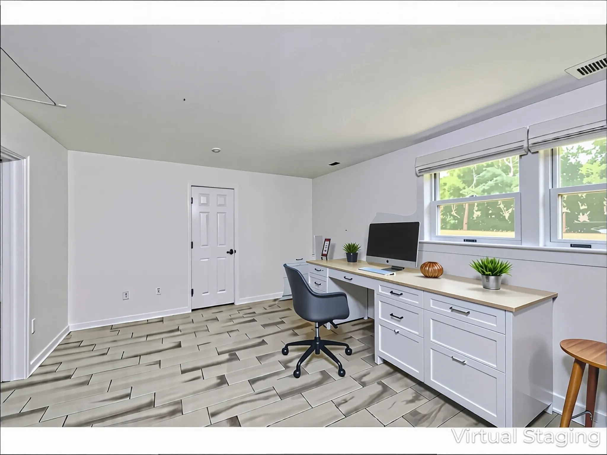 Stoughton, Massachusetts, 02072, United States, 7 Bedrooms Bedrooms, ,5 BathroomsBathrooms,Residential,For Sale,1943910