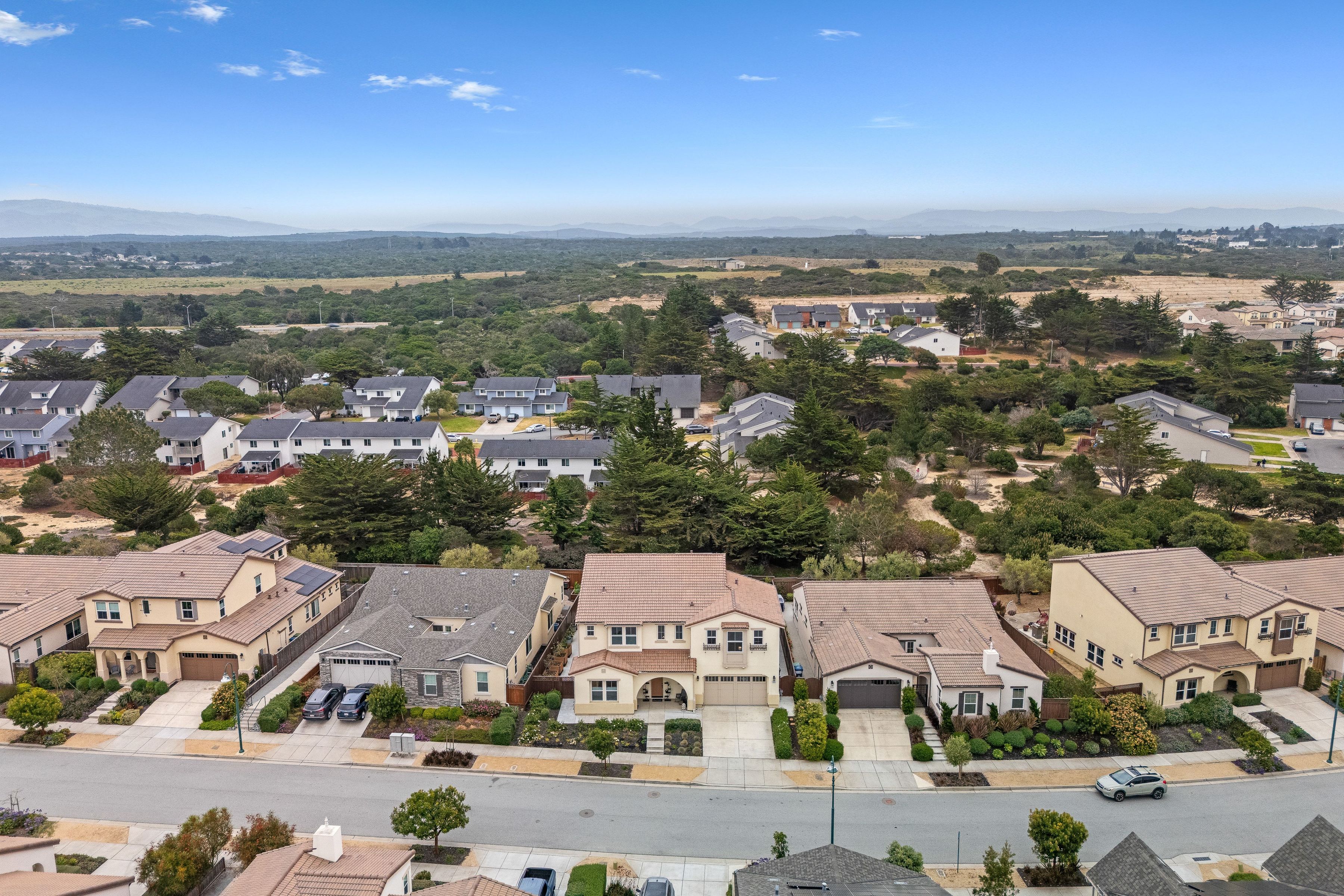  600 Bluffs Drive - 物件實景