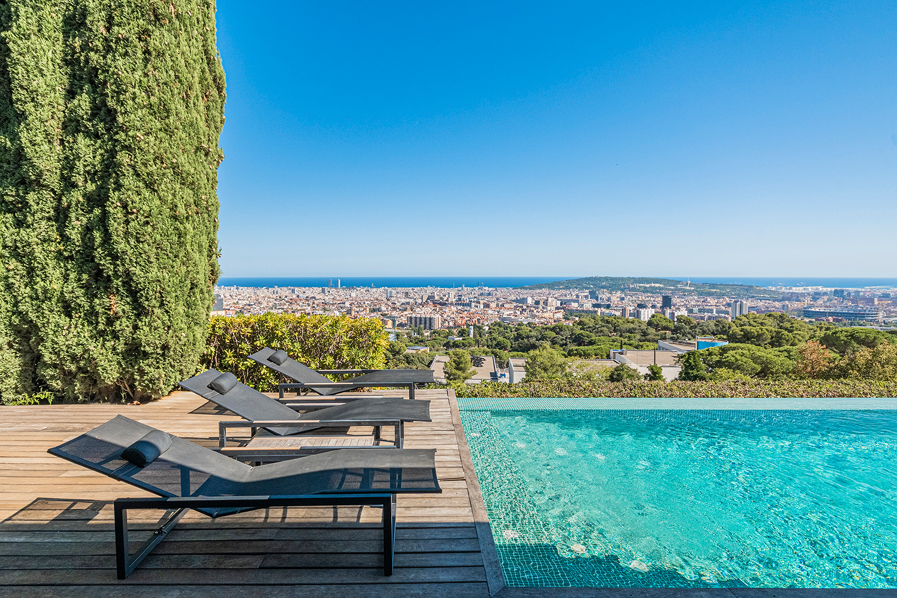  Exclusive luxury villa with spectacular panoramic views of Barcelona - 物件實景