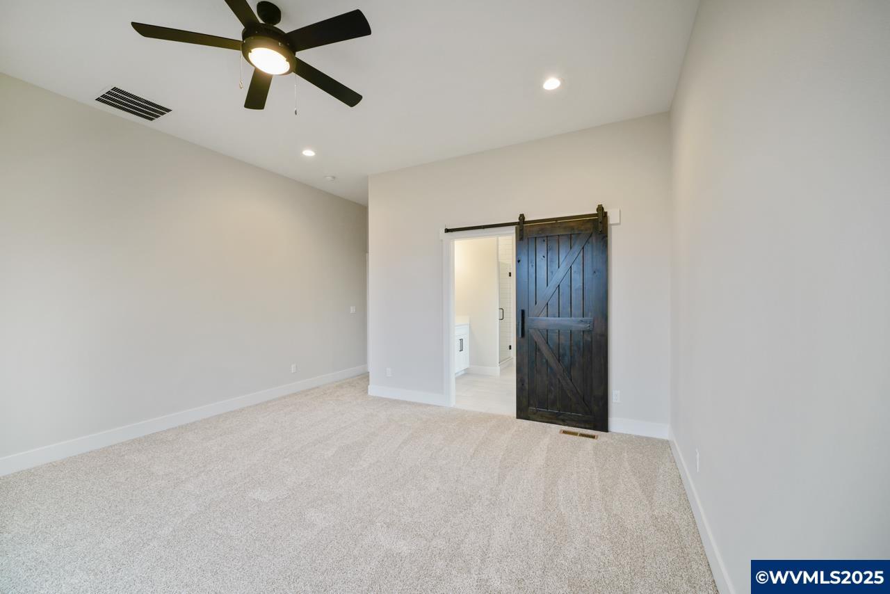 Salem, Oregon, 97306, United States, 4 Bedrooms Bedrooms, ,2 BathroomsBathrooms,Residential,For Sale,1857017