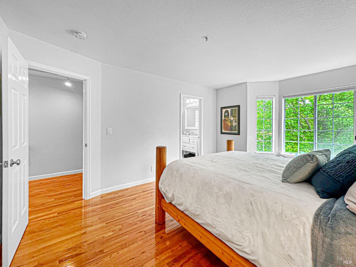 Napa, California, 94558, United States, 2 Bedrooms Bedrooms, ,3 BathroomsBathrooms,Residential,For Sale,1950858