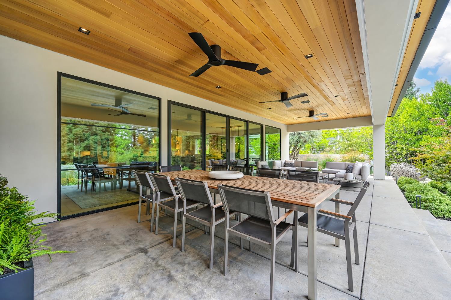 Granite Bay, California, 95746, United States, 4 Bedrooms Bedrooms, ,4 BathroomsBathrooms,Residential,For Sale,1991399