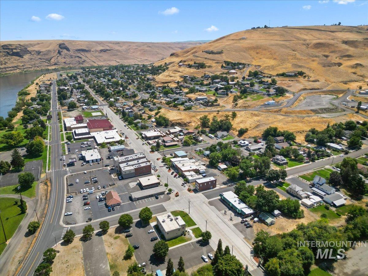 Asotin, Washington, 99402, United States, ,Residential,For Sale,1837718