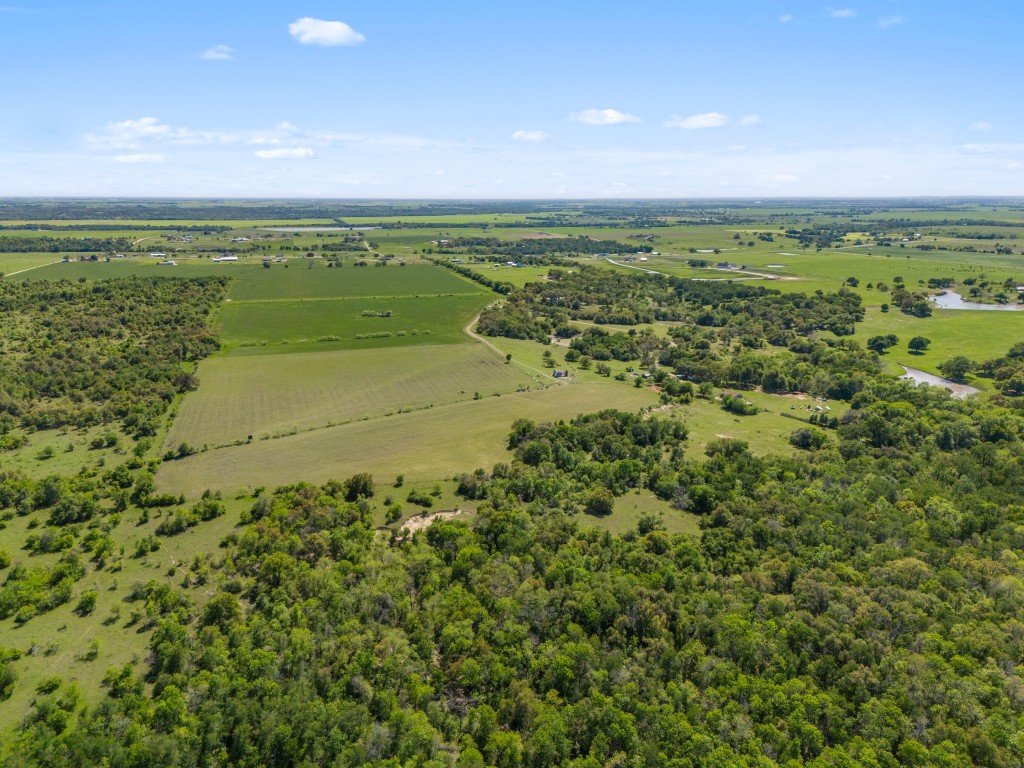 Holland, Texas, 76534, United States, 1 Bedroom Bedrooms, ,2 BathroomsBathrooms,Residential,For Sale,1918154