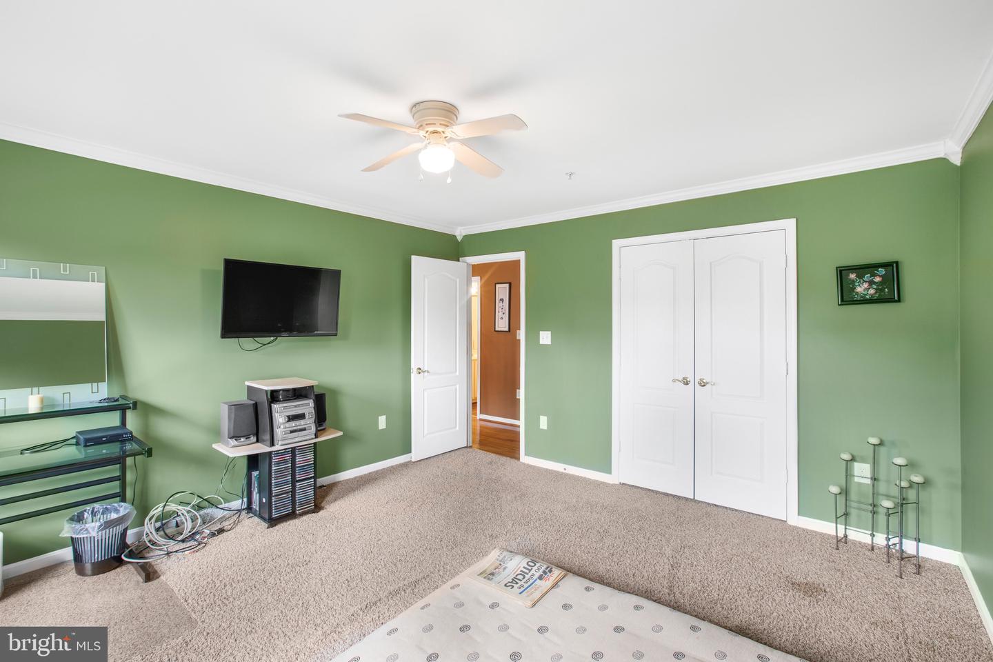 CLINTON, Maryland, 20735, United States, 4 Bedrooms Bedrooms, ,4 BathroomsBathrooms,Residential,For Sale,1982820