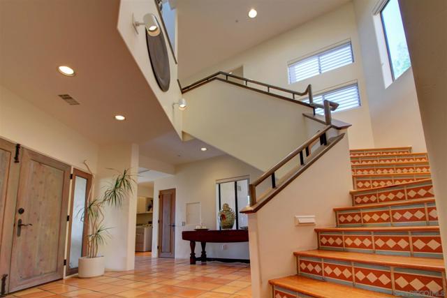 La Mesa, California, 91941, United States, 4 Bedrooms Bedrooms, ,5 BathroomsBathrooms,Residential,For Sale,1844670