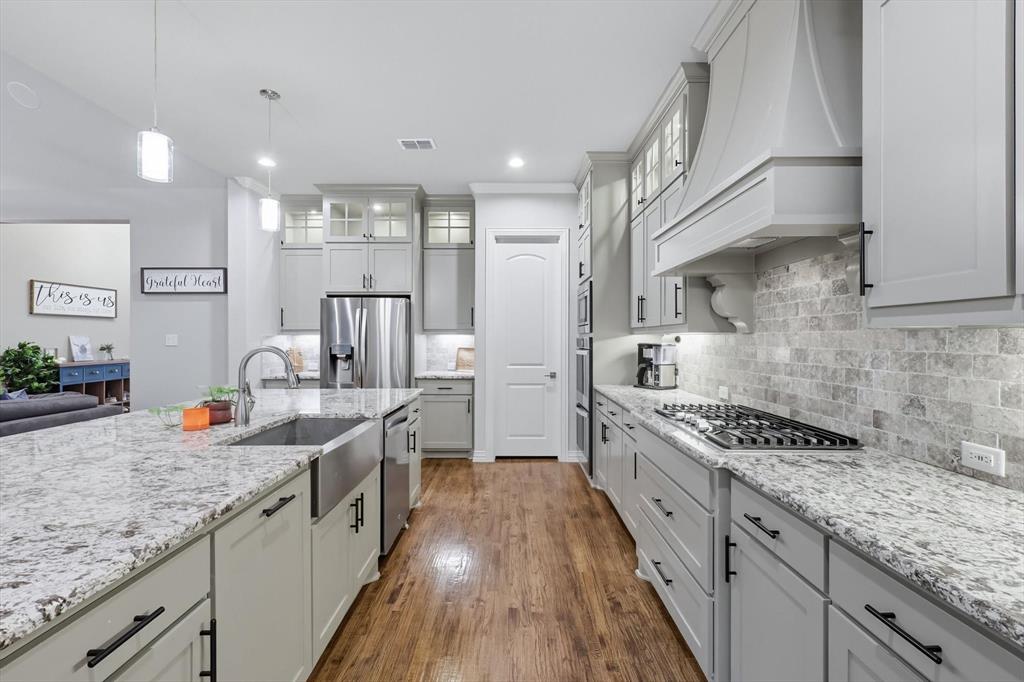 Midlothian, Texas, 76065, United States, 4 Bedrooms Bedrooms, ,3 BathroomsBathrooms,Residential,For Sale,1950999
