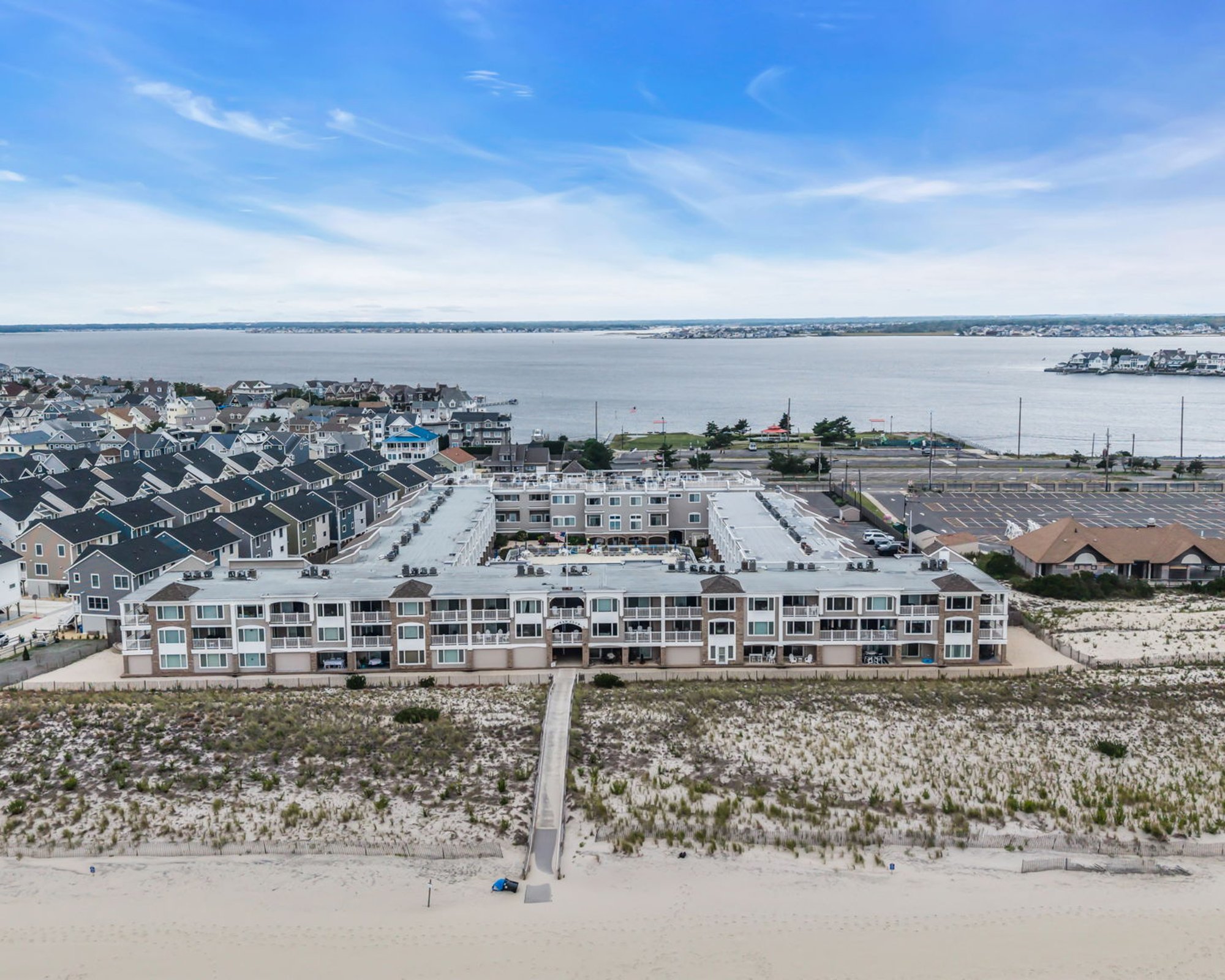  Premier Oceanfront Condominium - 物件實景