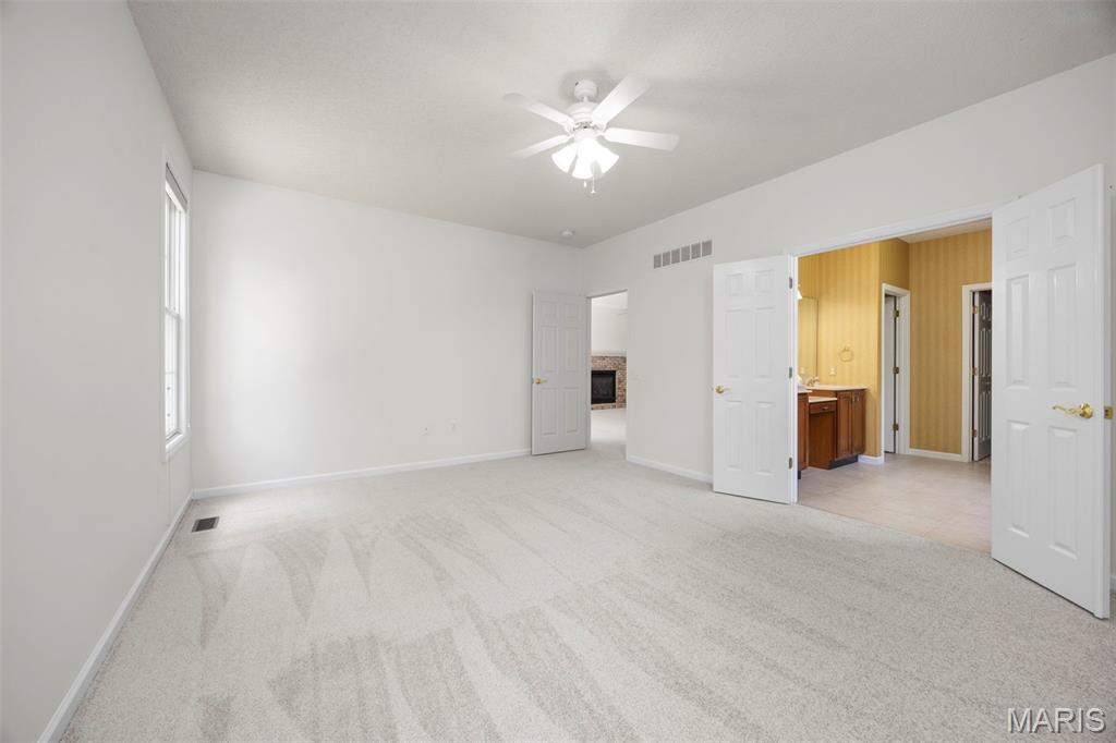 Lake St Louis, Missouri, 63367, United States, 2 Bedrooms Bedrooms, ,2 BathroomsBathrooms,Residential,For Sale,1901912
