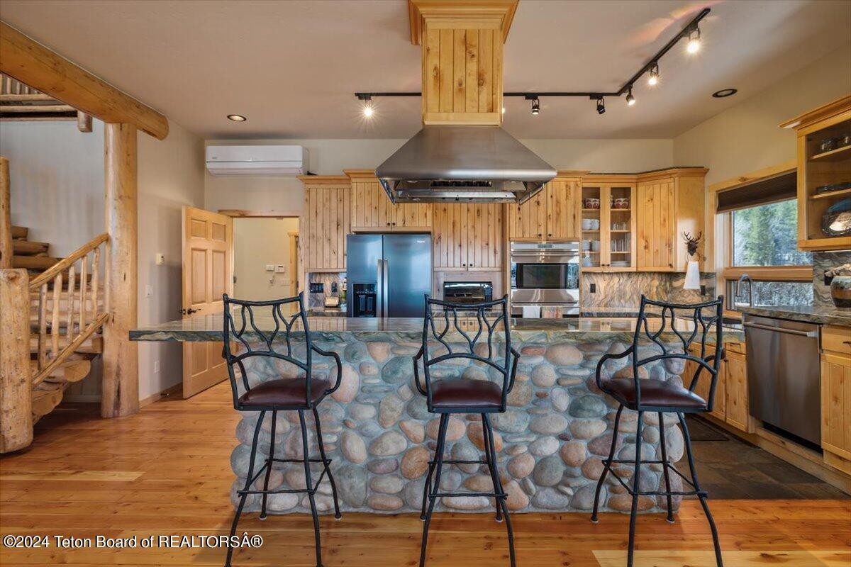 501 KEYSTONE Trail, Etna, Wyoming, 83118, United States, 5 Bedrooms Bedrooms, ,4 BathroomsBathrooms,Residential,For Sale,501 KEYSTONE Trail,1517312