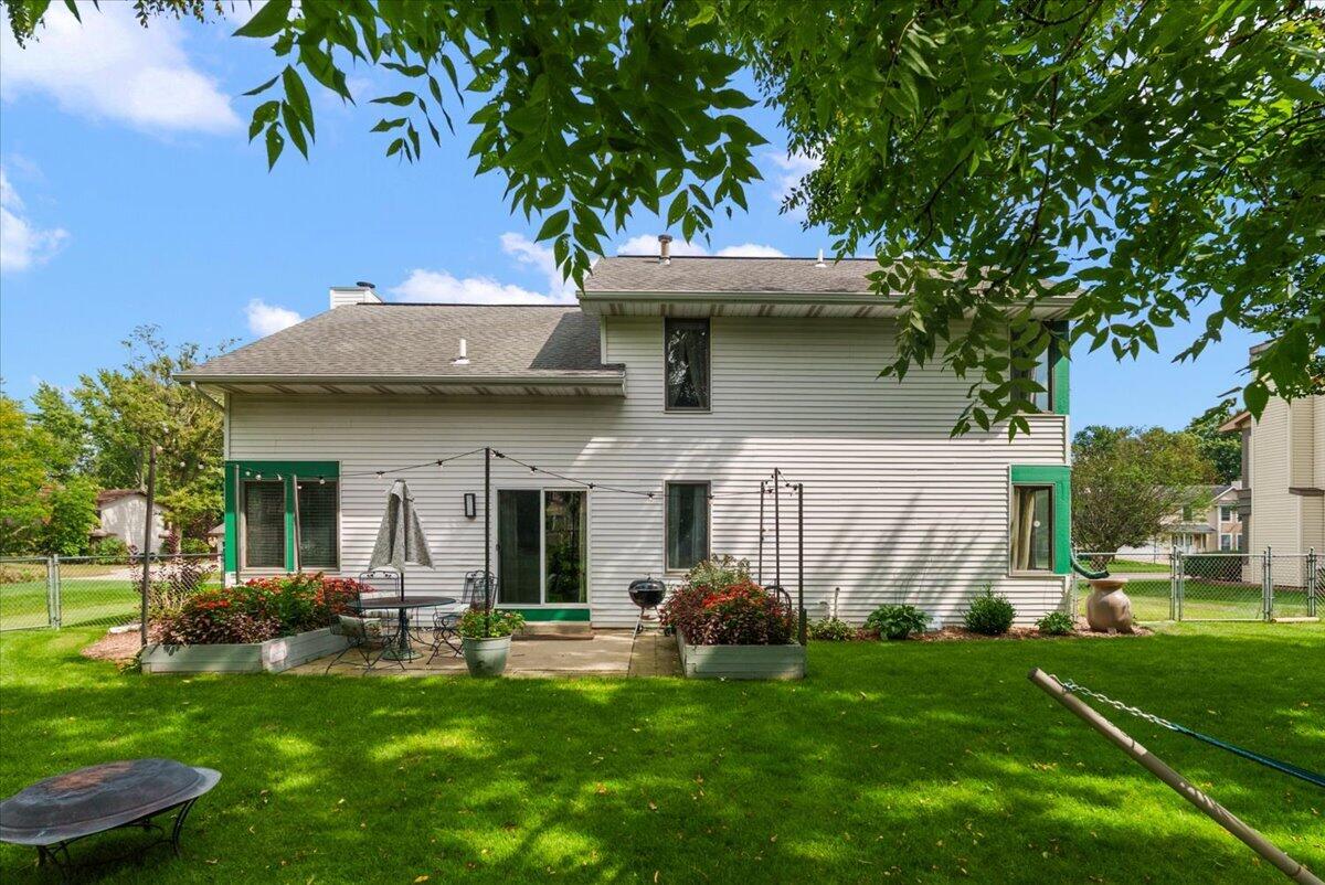 Sandpiper St, Portage, MI 49024 #1