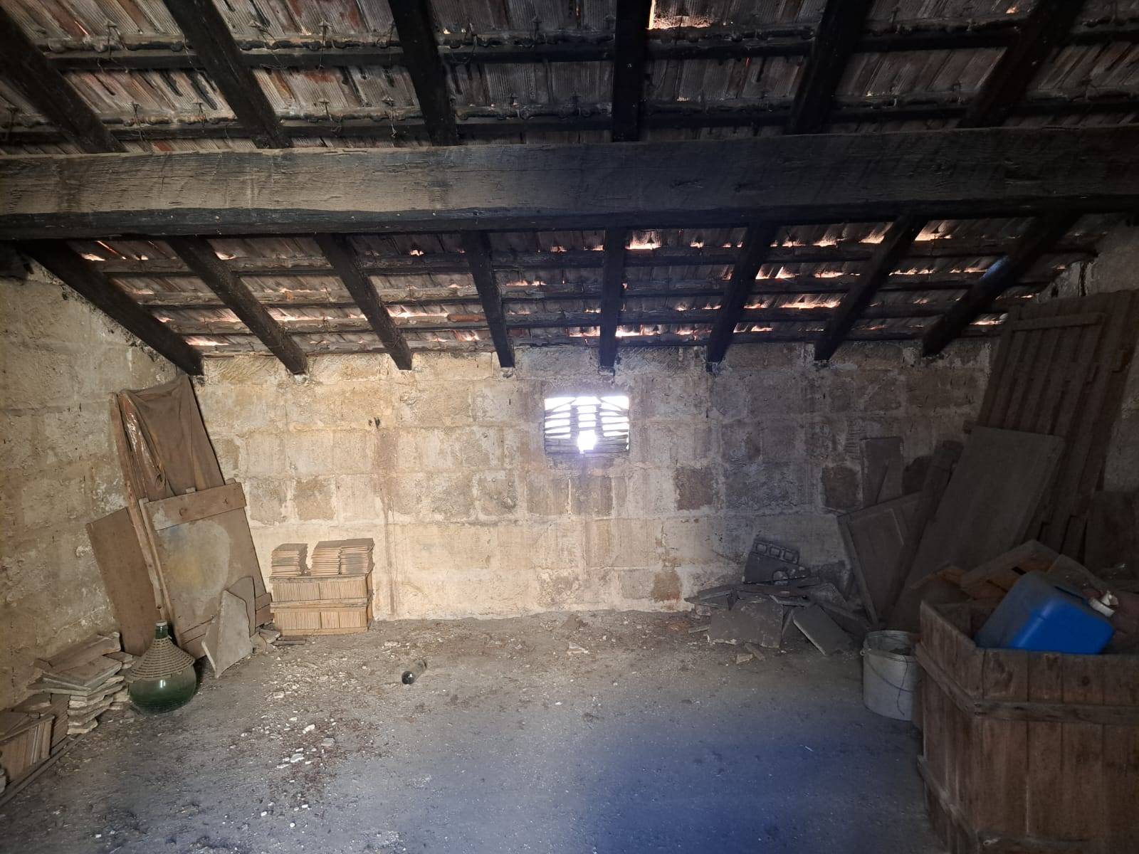 Via SS. Annunziata, Taranto, Taranto, 74100, IT, 16 Bedrooms Bedrooms, ,3 BathroomsBathrooms,Residential,For Sale,Via SS. Annunziata,1627262