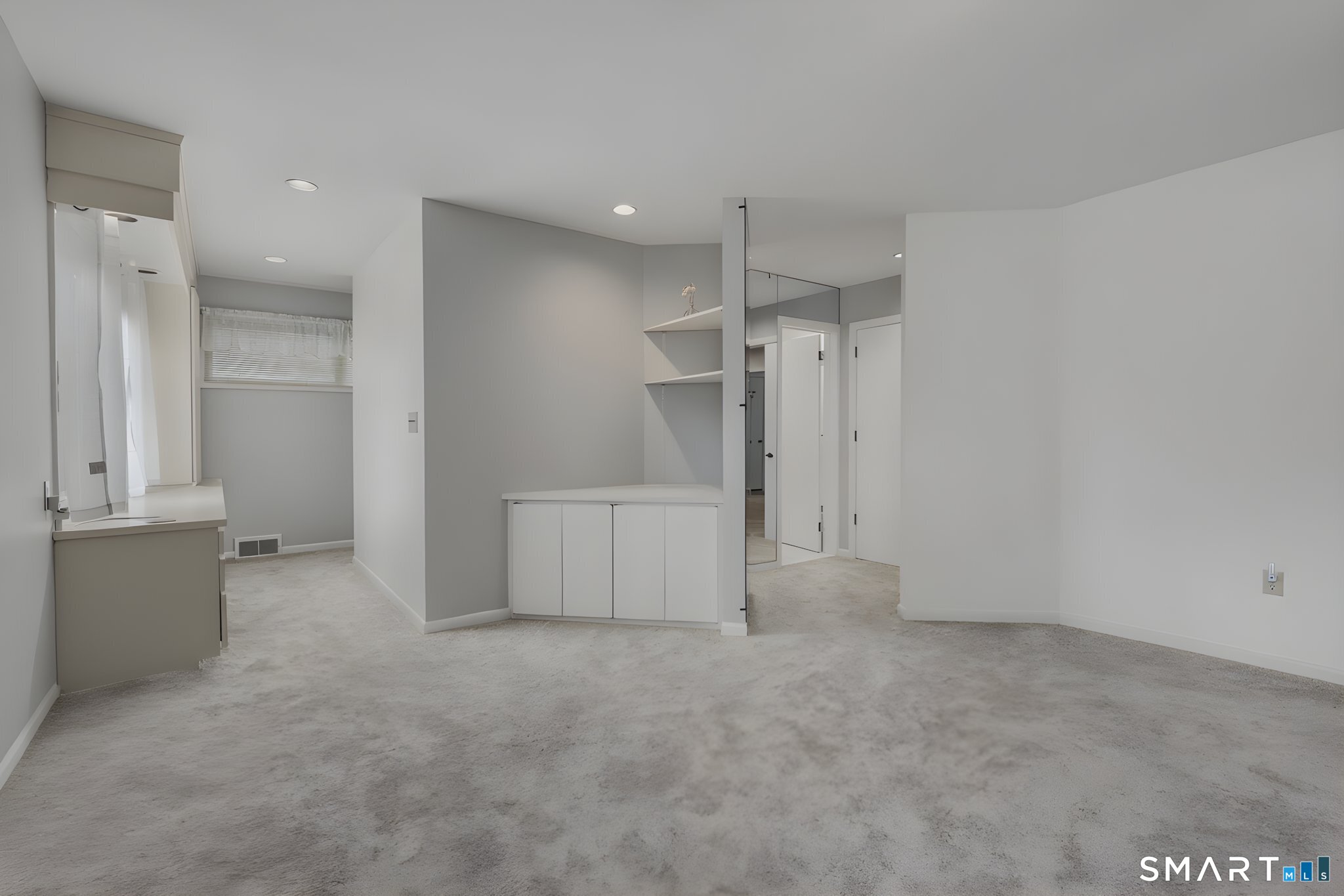 New London, Connecticut, 06320, United States, 4 Bedrooms Bedrooms, ,4 BathroomsBathrooms,Residential,For Sale,2048761