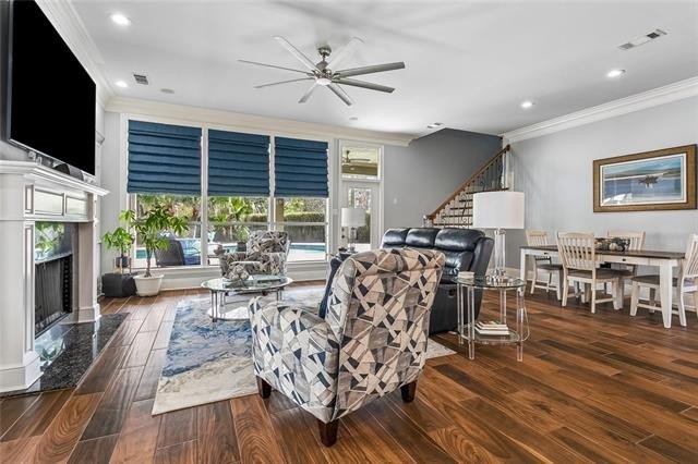 Mandeville, Louisiana, 70471, United States, 5 Bedrooms Bedrooms, ,6 BathroomsBathrooms,Residential,For Sale,2025079