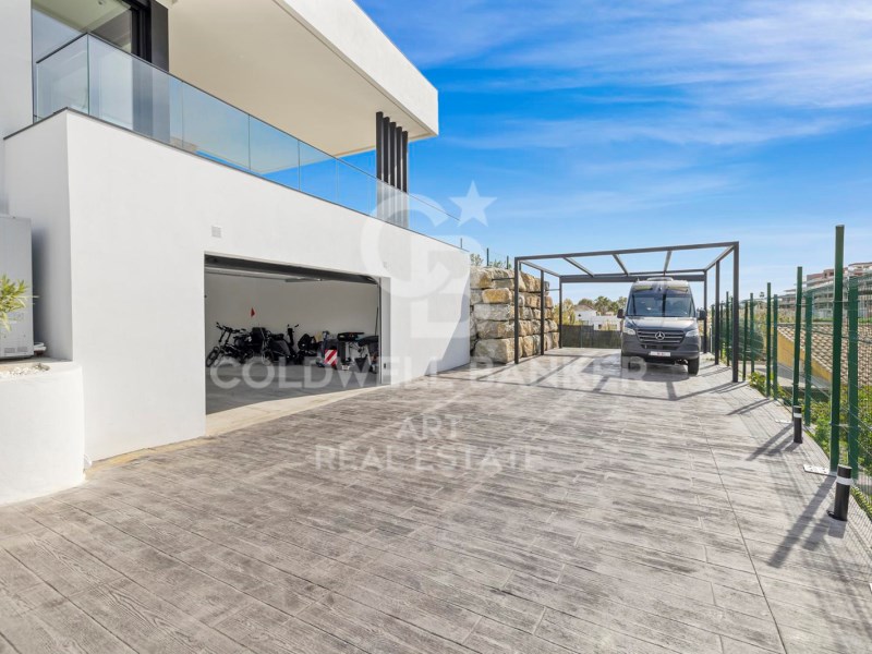 Benahavís, Andalusia, ES, 4 Bedrooms Bedrooms, ,4 BathroomsBathrooms,Residential,For Sale,1804057