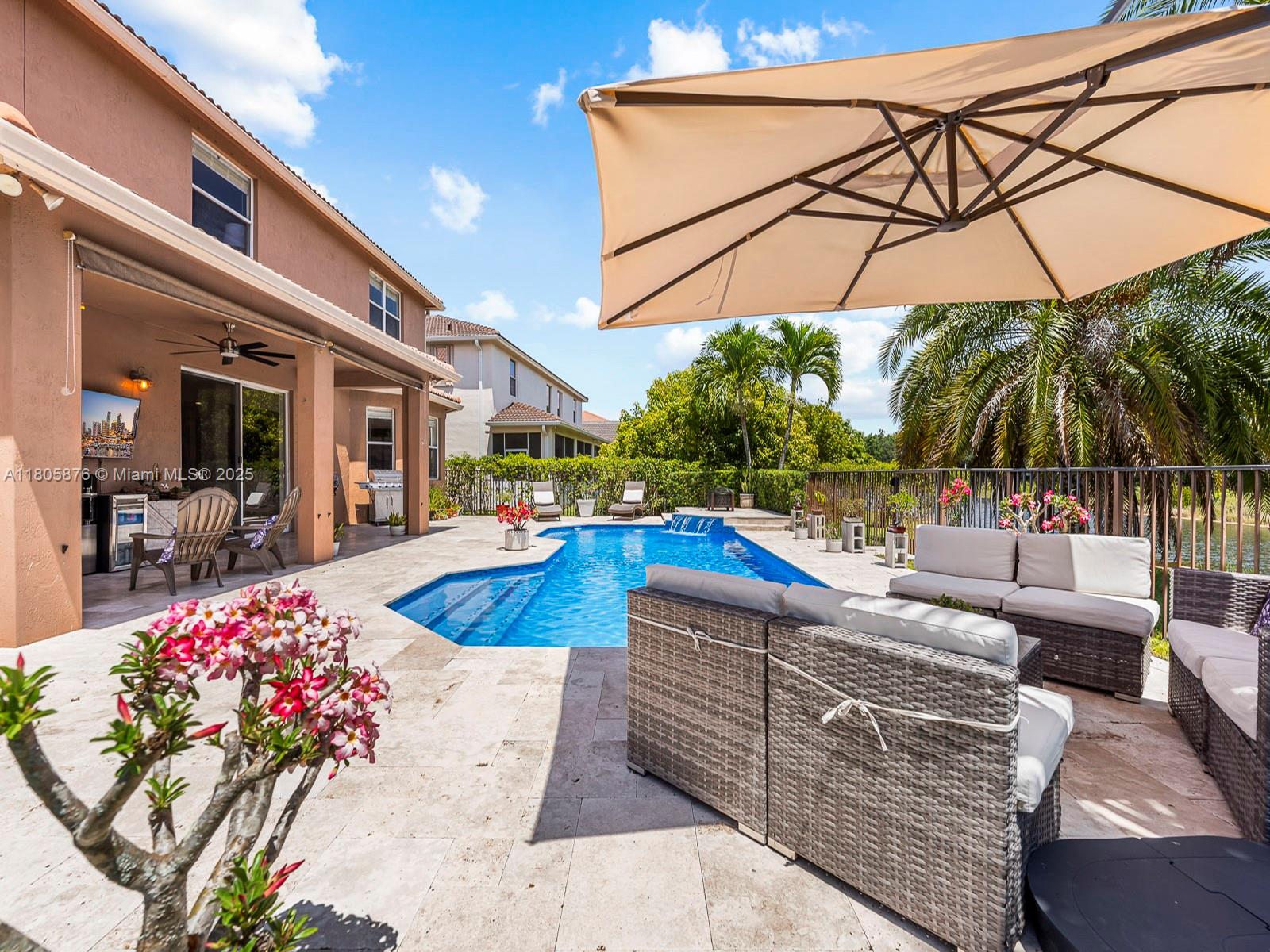 Weston, Florida, 33332, United States, 5 Bedrooms Bedrooms, ,5 BathroomsBathrooms,Residential,For Sale,1826480