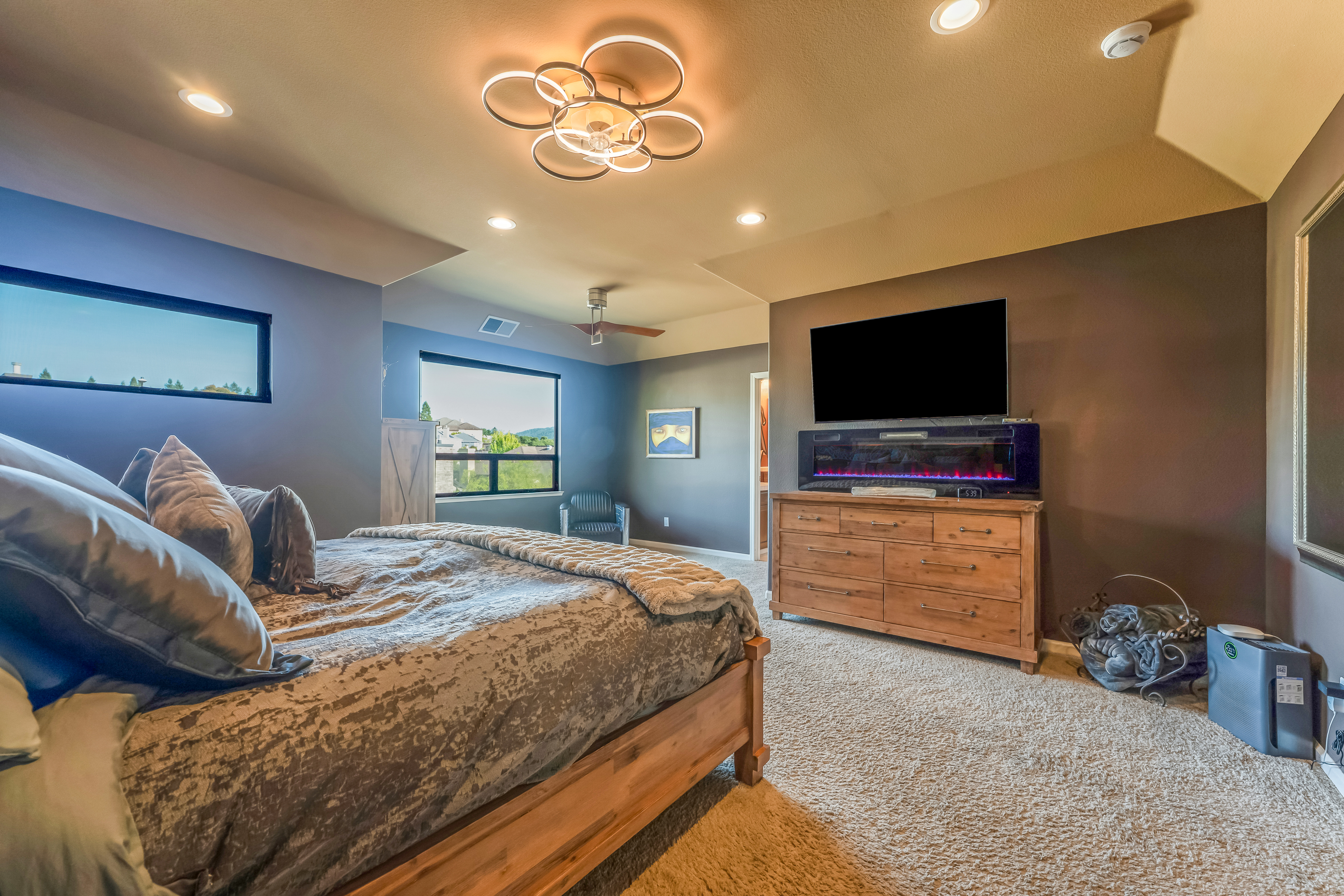  1515 San Ramon Way, Santa Rosa, CA 95409 - 物件實景