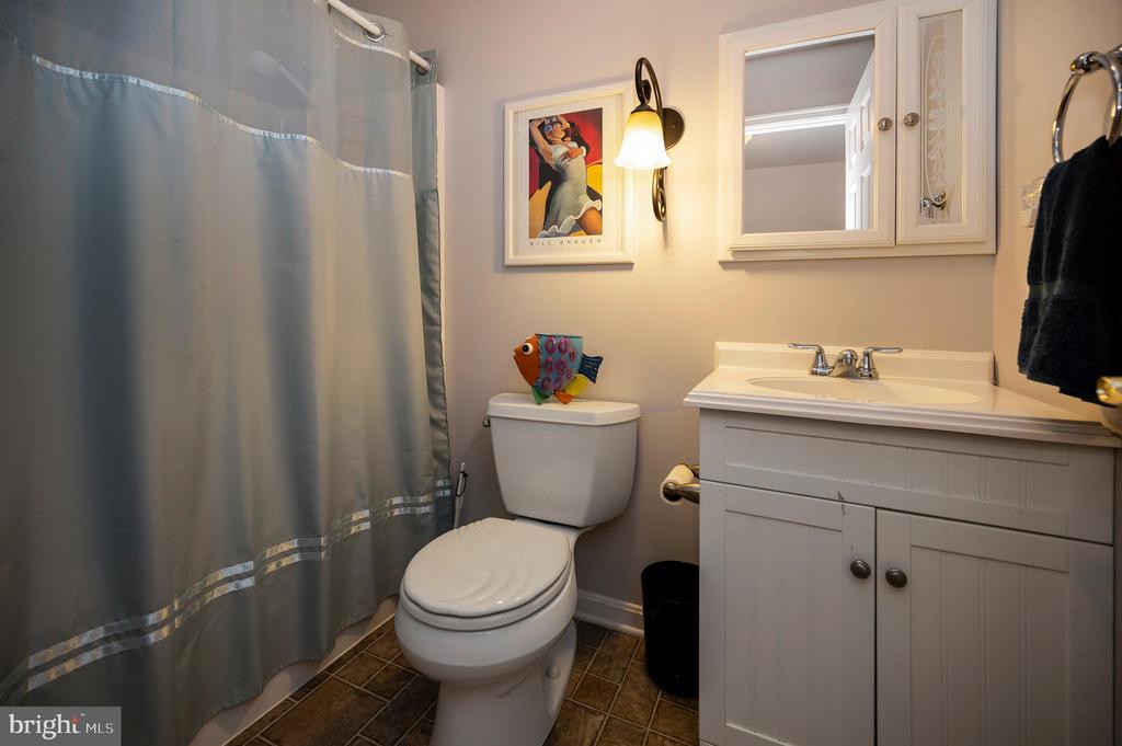 Locust Grove, Virginia, 22508, United States, 4 Bedrooms Bedrooms, ,4 BathroomsBathrooms,Residential,For Sale,1810650
