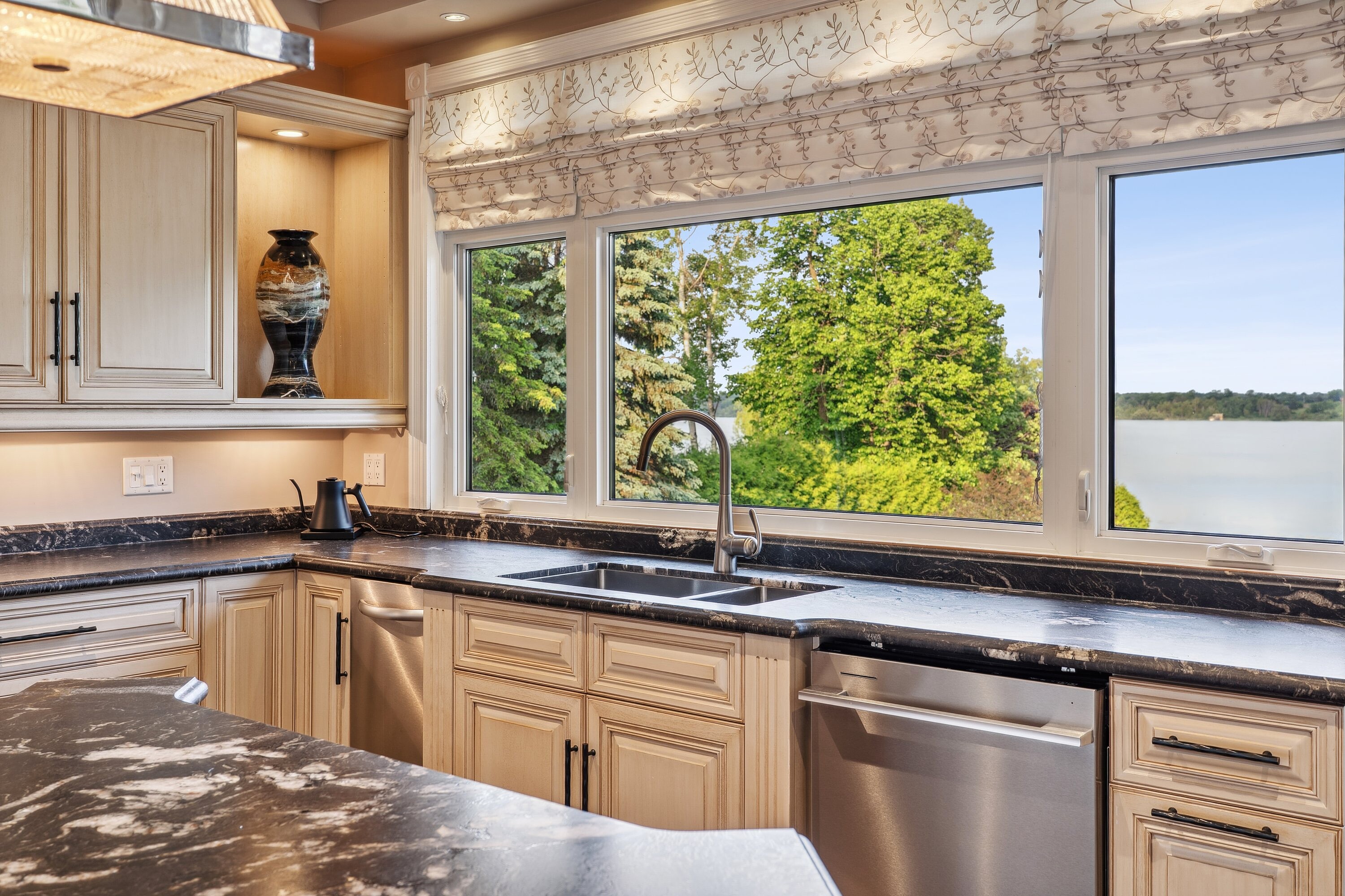  Exceptional Custom Estate - 物件實景