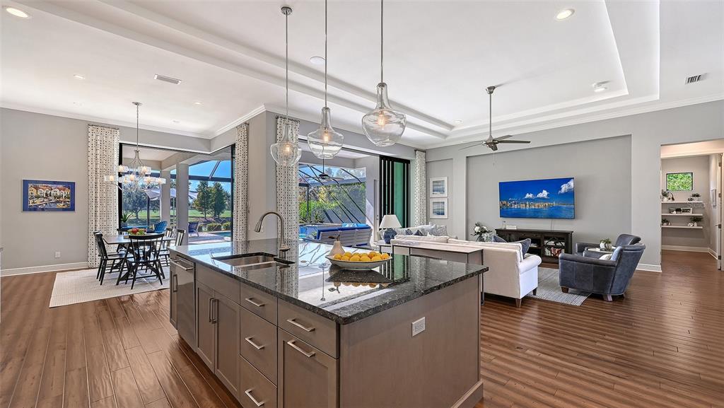 Lakewood Ranch, Florida, 34202, United States, 3 Bedrooms Bedrooms, ,3 BathroomsBathrooms,Residential,For Sale,1998247