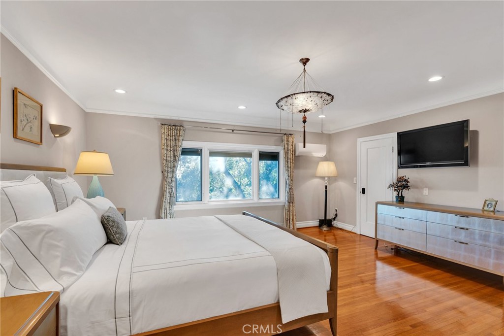 San Marino, California, 91108, United States, 5 Bedrooms Bedrooms, ,6 BathroomsBathrooms,Residential,For Sale,1686890