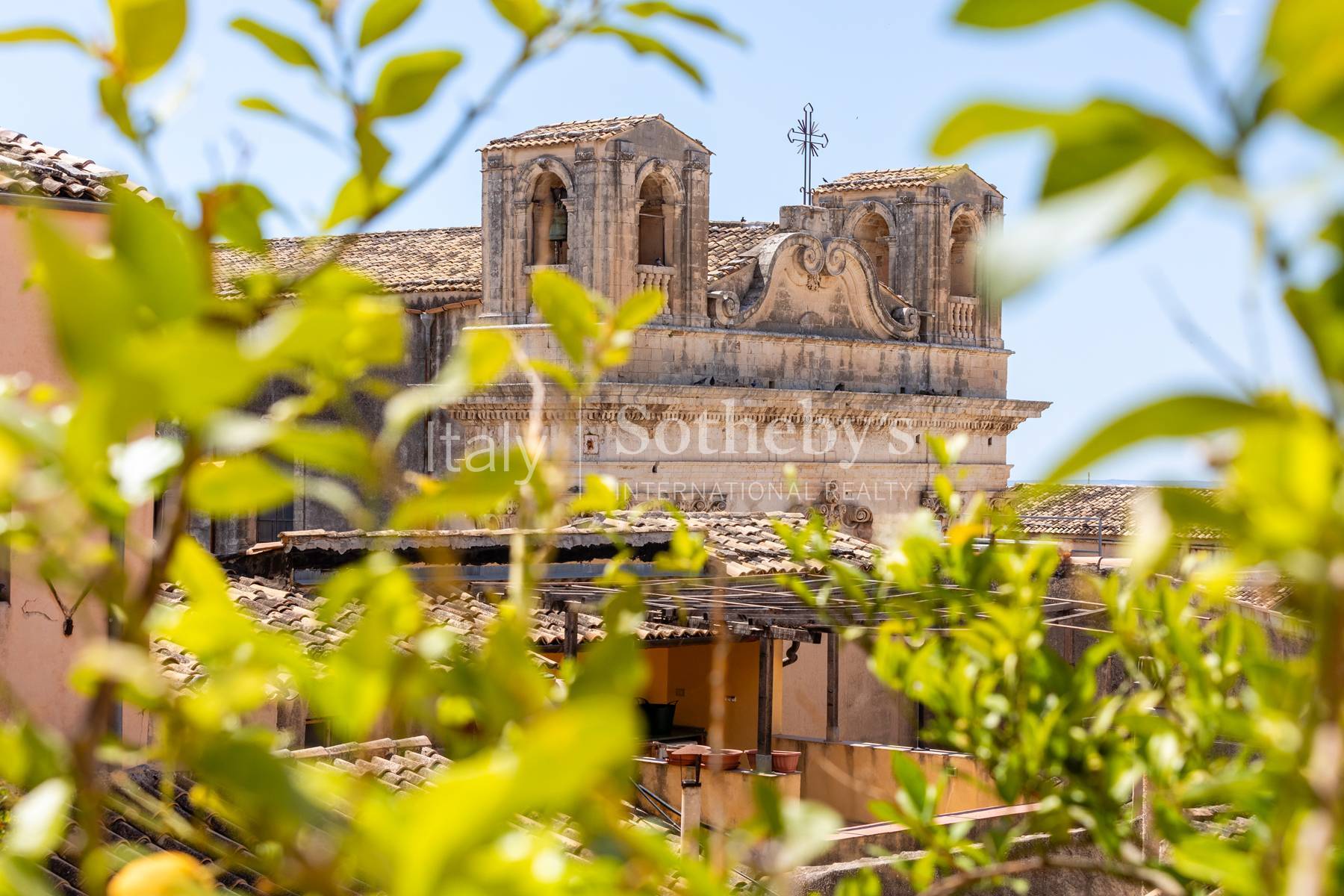  Historic noble residence overlooking the Cathedral of Noto - 物件實景