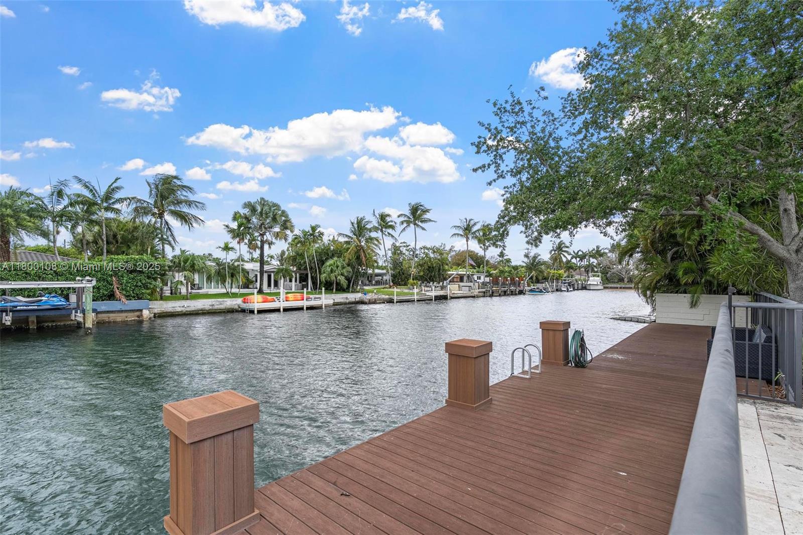 North Miami, Florida, 33181, United States, 5 Bedrooms Bedrooms, ,5 BathroomsBathrooms,Residential,For Sale,1804760