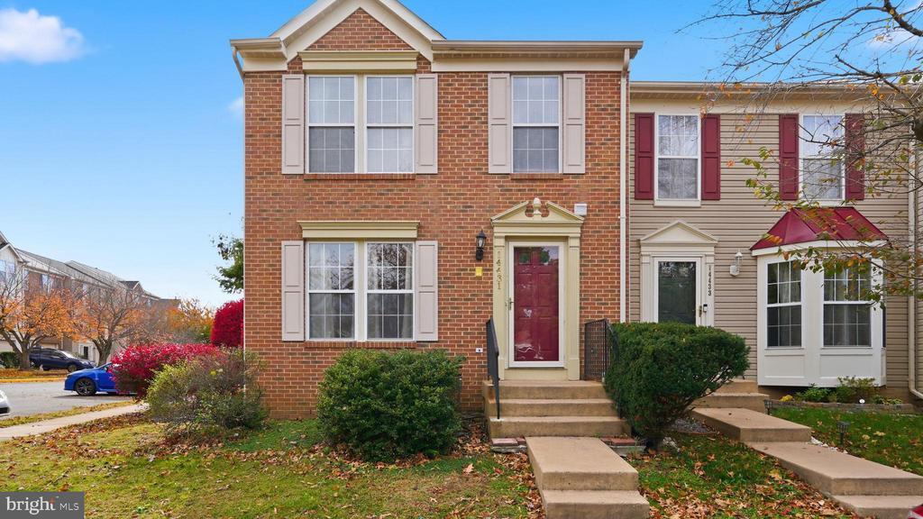 Gainesville, Virginia, 20155, United States, 3 Bedrooms Bedrooms, ,2 BathroomsBathrooms,Residential,For Sale,1989623