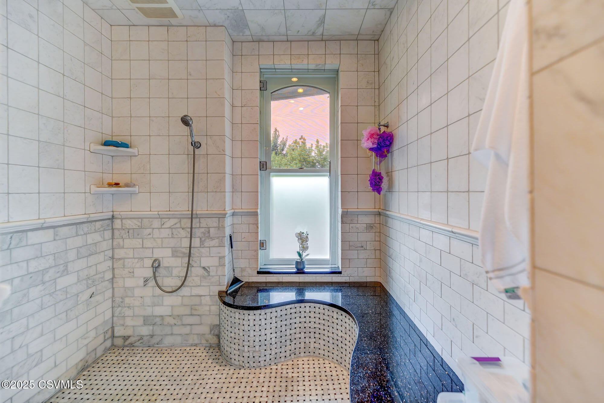 Bloomsburg, Pennsylvania, 17815, United States, 6 Bedrooms Bedrooms, ,3 BathroomsBathrooms,Residential,For Sale,1982925